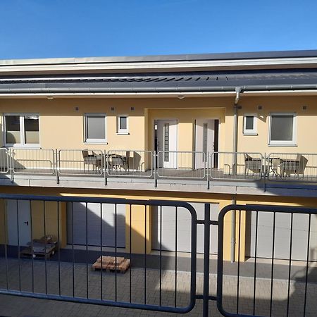 Kleine Auszeit - Ferienwohnungen In Flonheim Buitenkant foto